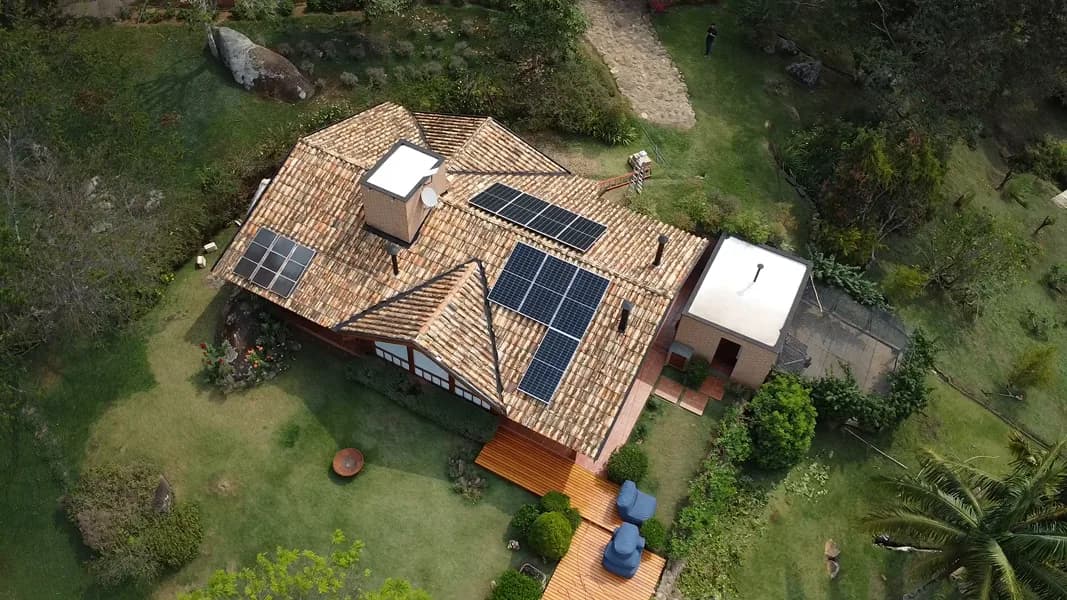 Sistema de energia solar instalado pela Dalsun