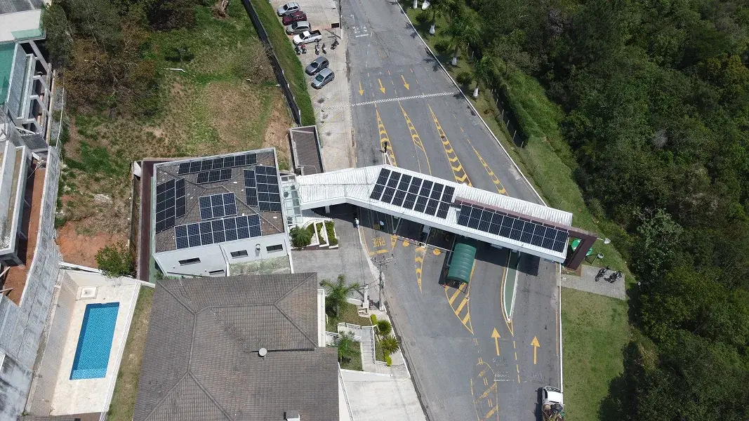 Sistema de energia solar instalado pela Dalsun