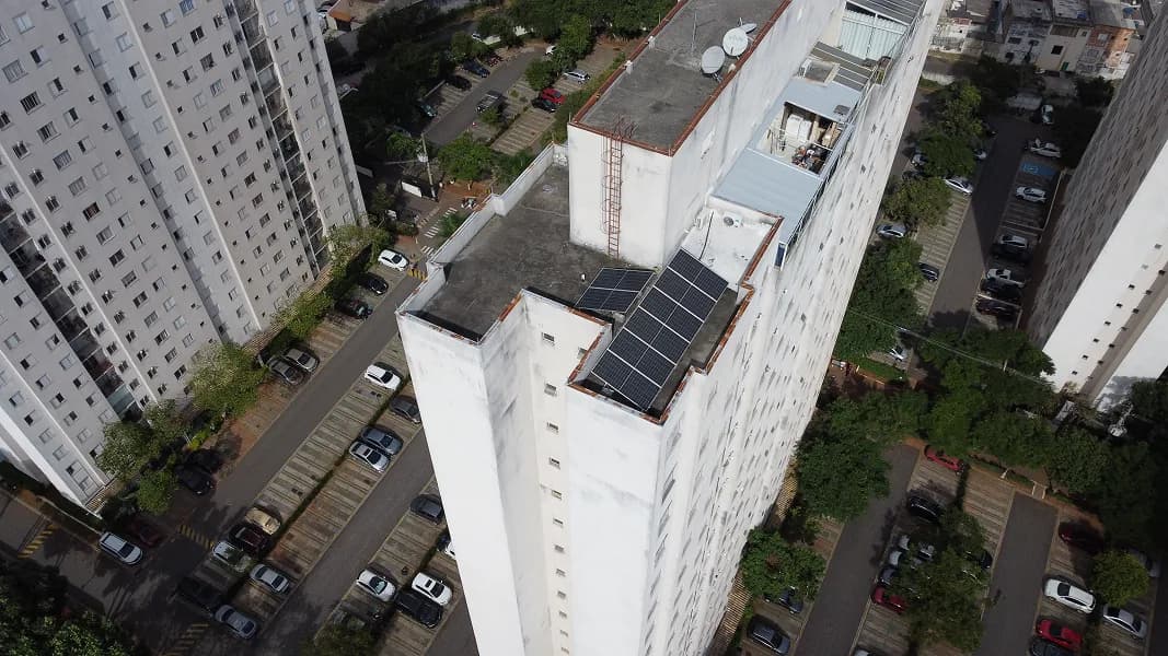Sistema de energia solar instalado pela Dalsun
